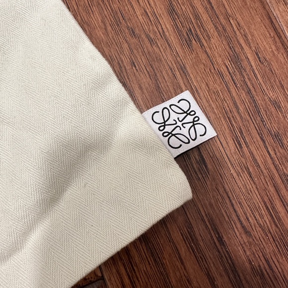 Mini Striped Leather Shoulder Elephant Bag In Multicolor - Picture 6 of 15